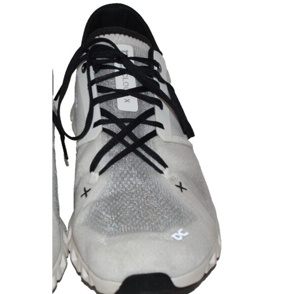 NIB ON CLOUD MEN\'S CLOUD‎ X 3 RUNNING ATHLETIC SNEAKERS WHITE BLACK main image 4